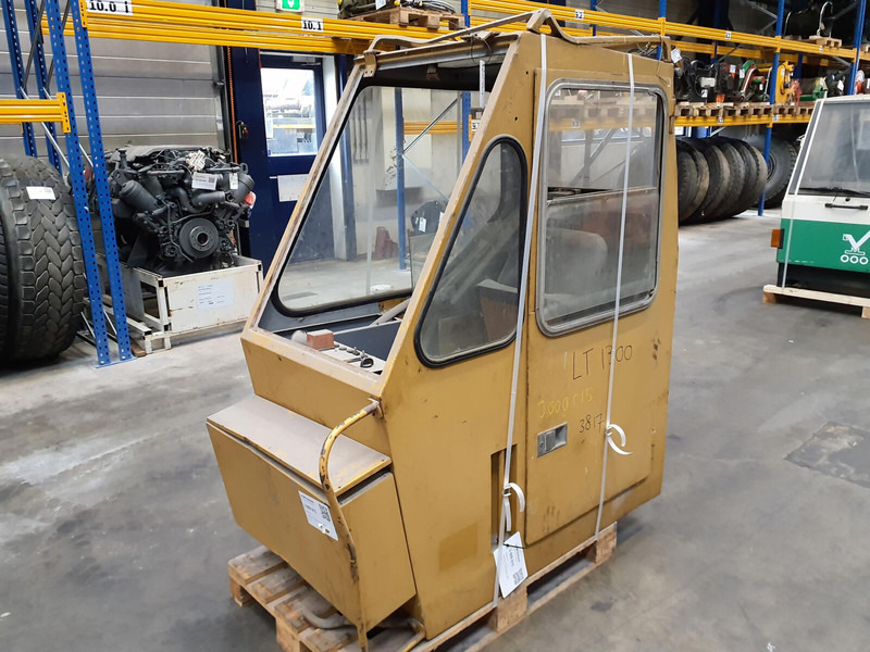 Liebherr LT 1120 upper cabin - Кабина и интерьер для Кранов: фото 1 Liebherr LT 1120 upper cabin - Кабина и интерьер для Кранов: фото 1