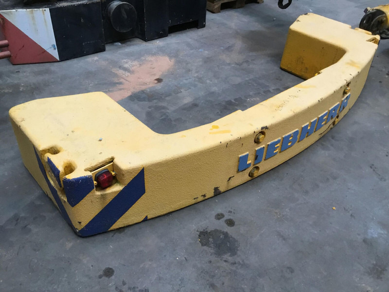 Liebherr LTM 1030-2 counterweight 2,5 ton - Противовес для Строительной техники: фото 1 Liebherr LTM 1030-2 counterweight 2,5 ton - Противовес для Строительной техники: фото 1