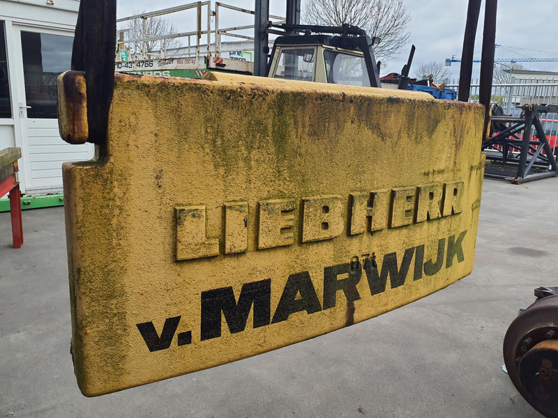 Liebherr LTM 1060-2 counterweight 0.7 - Противовес для Строительной техники: фото 1 Liebherr LTM 1060-2 counterweight 0.7 - Противовес для Строительной техники: фото 1