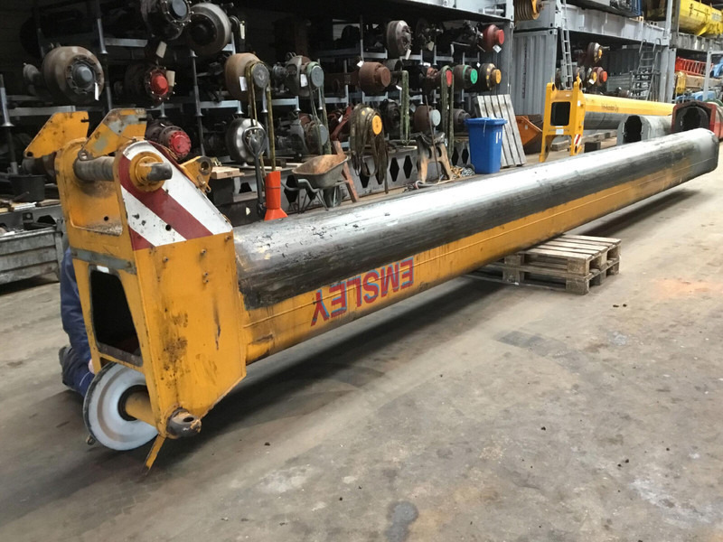 Liebherr LTM 1080-1 telescopic head section 5 - Кран-манипулятор: фото 1 Liebherr LTM 1080-1 telescopic head section 5 - Кран-манипулятор: фото 1