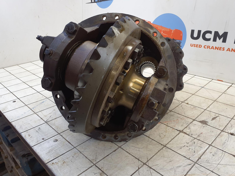 Liebherr LTM 1160 axle 5 drive through diff 13x35 - Дифференциал для Кранов: фото 1 Liebherr LTM 1160 axle 5 drive through diff 13x35 - Дифференциал для Кранов: фото 1
