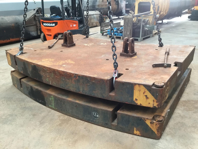 Liebherr LTM 1160 counterweight 12,0 ton - Противовес для Строительной техники: фото 1 Liebherr LTM 1160 counterweight 12,0 ton - Противовес для Строительной техники: фото 1