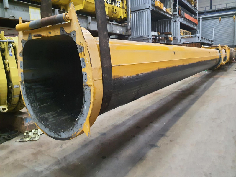 Liebherr LTM 1400-7.1 Telescopic boom section 3 - Кузов и экстерьер для Кранов: фото 1 Liebherr LTM 1400-7.1 Telescopic boom section 3 - Кузов и экстерьер для Кранов: фото 1