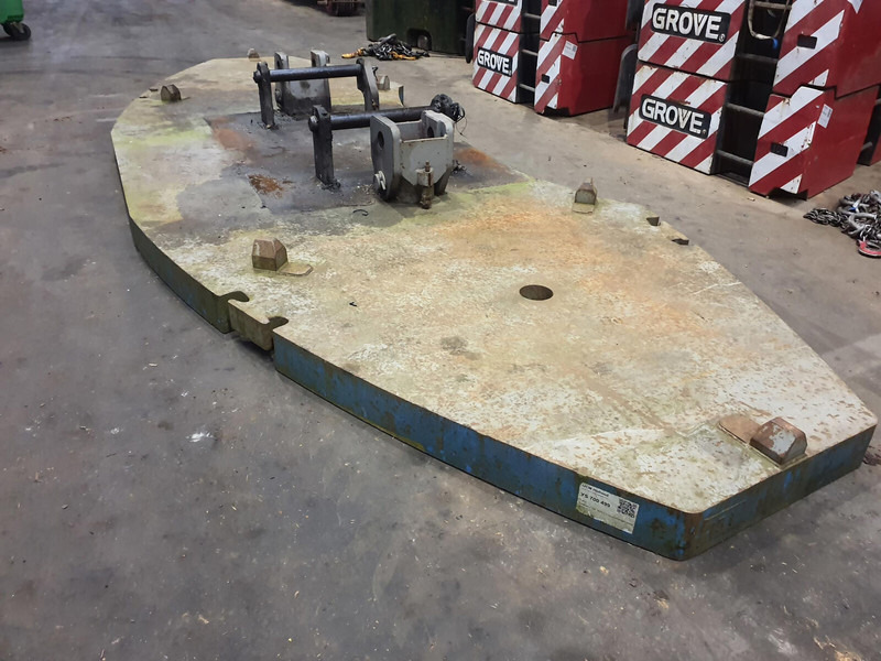 Liebherr LTM 1400-7.1 counterweight base plate - Противовес для Строительной техники: фото 1 Liebherr LTM 1400-7.1 counterweight base plate - Противовес для Строительной техники: фото 1