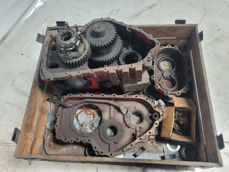 Grove GMK 3050 dropbox parts for parts - Запчасти для Кранов: фото 1 Grove GMK 3050 dropbox parts for parts - Запчасти для Кранов: фото 1