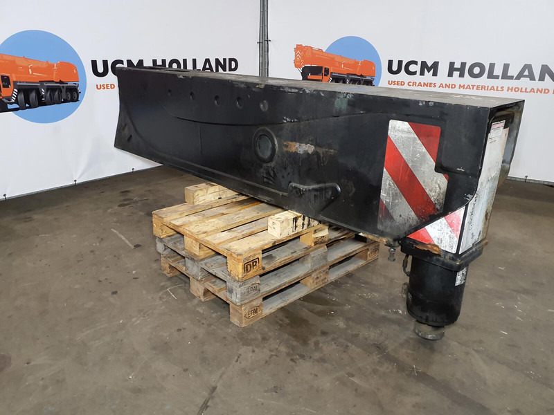 Grove GMK 6400 outrigger beam front - Запчасти для Кранов: фото 1