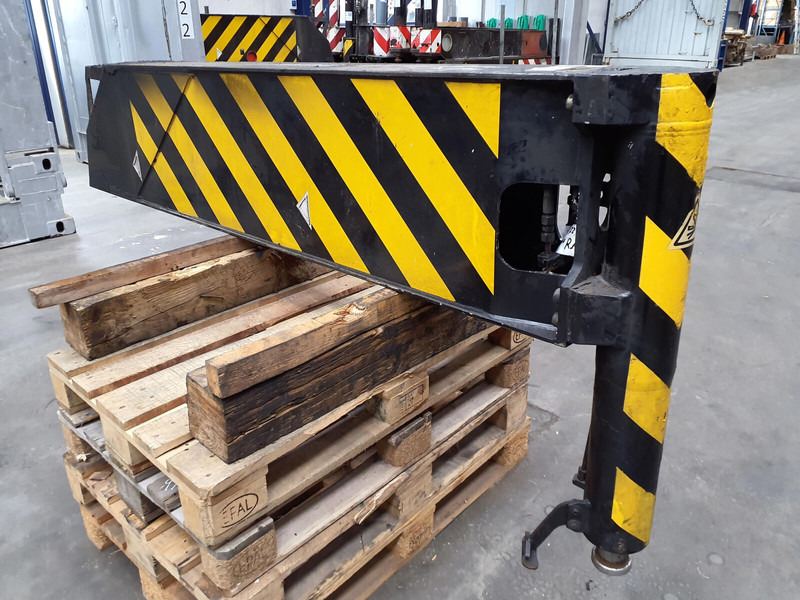 Terex AC 50 outrigger rear with outrigger cylinder - Запчасти для Кранов: фото 1 Terex AC 50 outrigger rear with outrigger cylinder - Запчасти для Кранов: фото 1