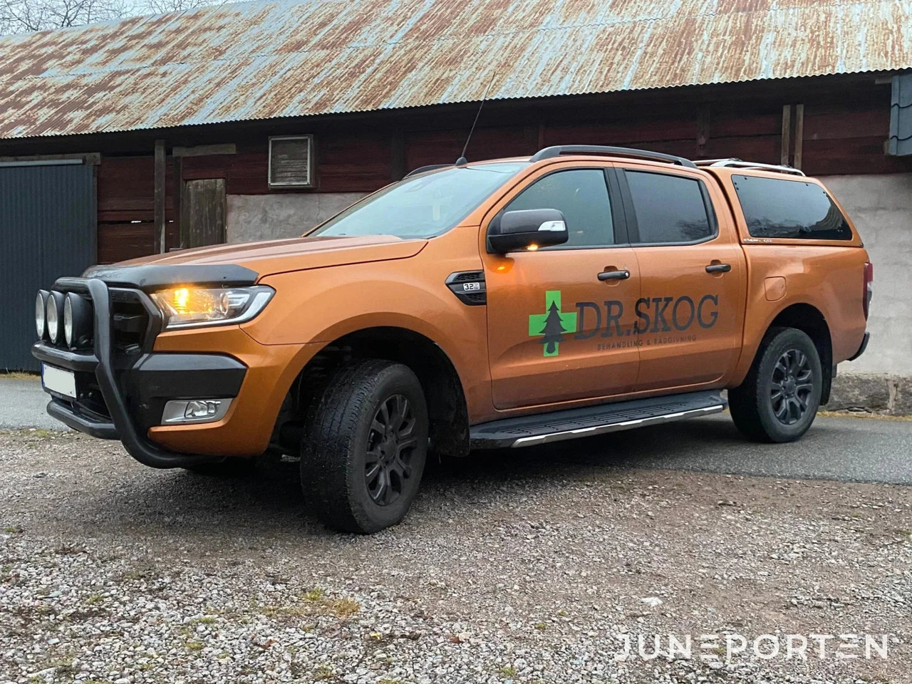 Пикап Ford Ranger Super Cab 3.2 TDCi 4X4: фото 1 Пикап Ford Ranger Super Cab 3.2 TDCi 4X4: фото 1