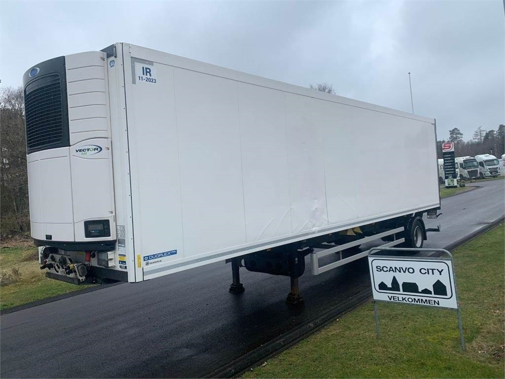 Krone 11 mtr city køletrailer - lift - Полуприцеп-рефрижератор: фото 1 Krone 11 mtr city køletrailer - lift - Полуприцеп-рефрижератор: фото 1