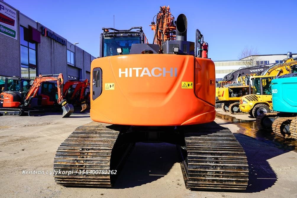Hitachi ZX135US-6 METSÄALUSTALLA - Гусеничный экскаватор: фото 4 Hitachi ZX135US-6 METSÄALUSTALLA - Гусеничный экскаватор: фото 4