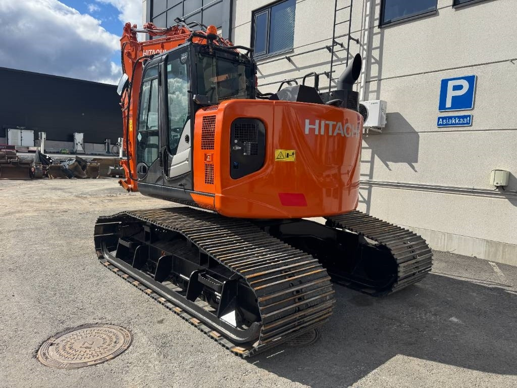 Hitachi ZX135USL-6 -SUOALUSTA- - Гусеничный экскаватор: фото 3 Hitachi ZX135USL-6 -SUOALUSTA- - Гусеничный экскаватор: фото 3