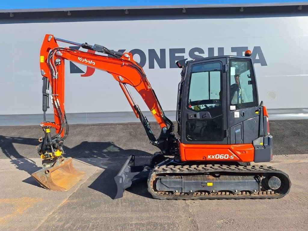 Kubota KX060-5 PYÖRITTÄJÄLLÄ - Мини-экскаватор: фото 1 Kubota KX060-5 PYÖRITTÄJÄLLÄ - Мини-экскаватор: фото 1