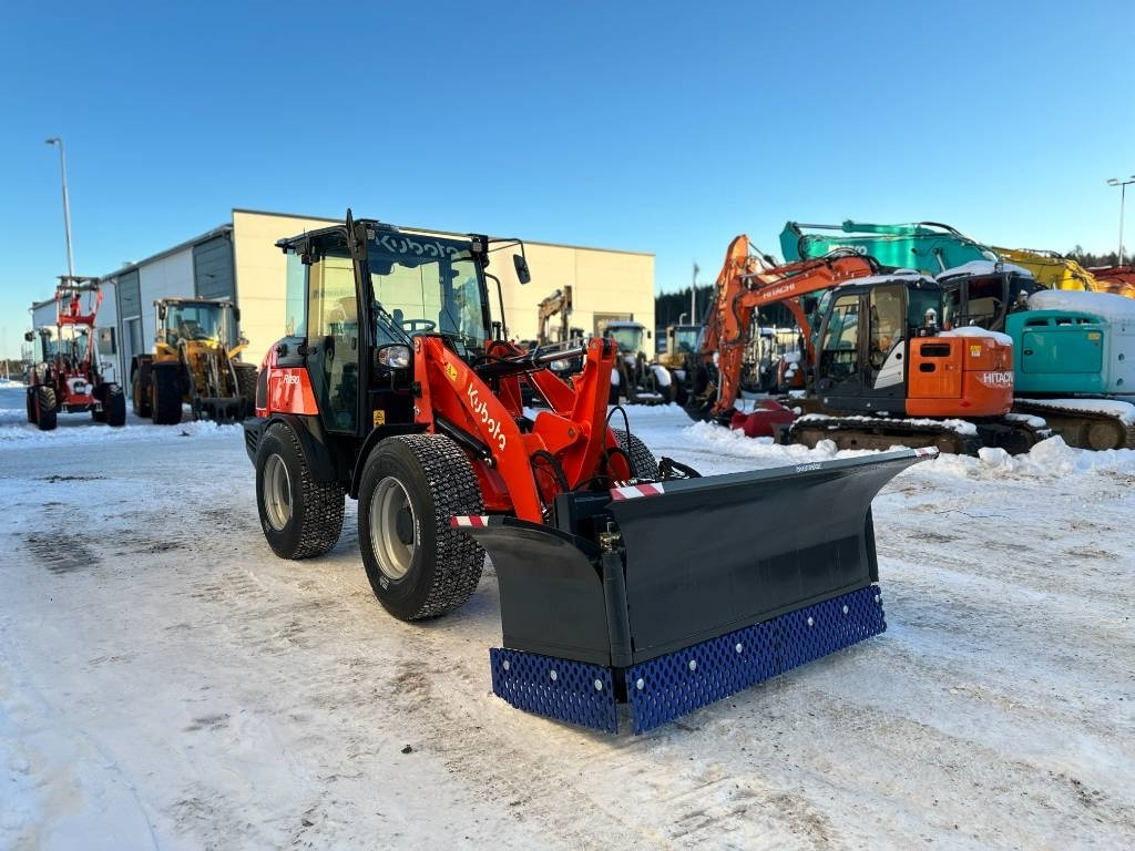 Kubota R090 Auravarustuksella uusi  в лизинг Kubota R090 Auravarustuksella uusi: фото 6