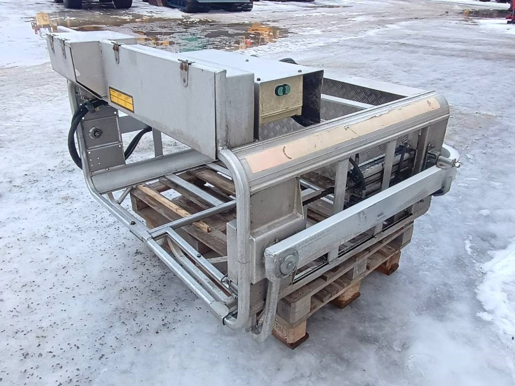 Lännen 8600G NOSTIN, HENKILÖKORI, PYÖRITTÄJÄ YM.  в лизинг Lännen 8600G NOSTIN, HENKILÖKORI, PYÖRITTÄJÄ YM.: фото 17