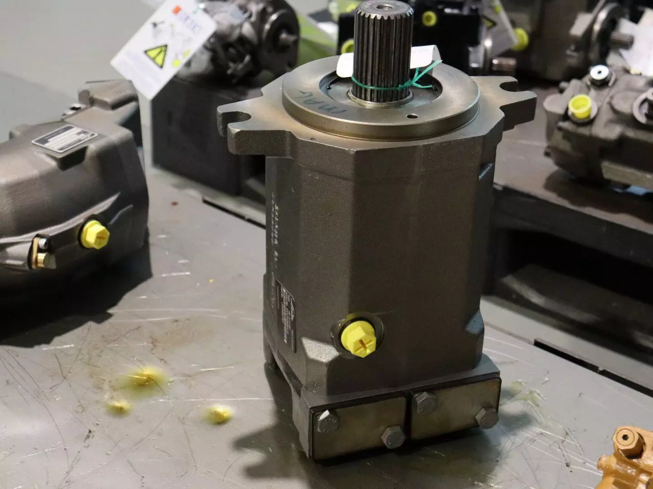 Linde HMF 135-02 - Гидравлический мотор для Погрузочно-разгрузочной техники: фото 1 Linde HMF 135-02 - Гидравлический мотор для Погрузочно-разгрузочной техники: фото 1