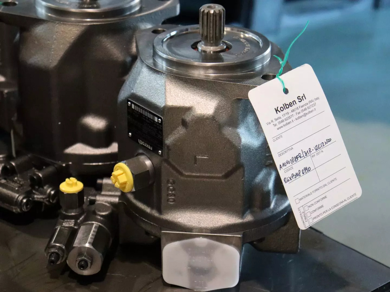 REXROTH A10VO28DFR/31R-VSC12N00 - Гидравлический насос для Погрузочно-разгрузочной техники: фото 1 REXROTH A10VO28DFR/31R-VSC12N00 - Гидравлический насос для Погрузочно-разгрузочной техники: фото 1
