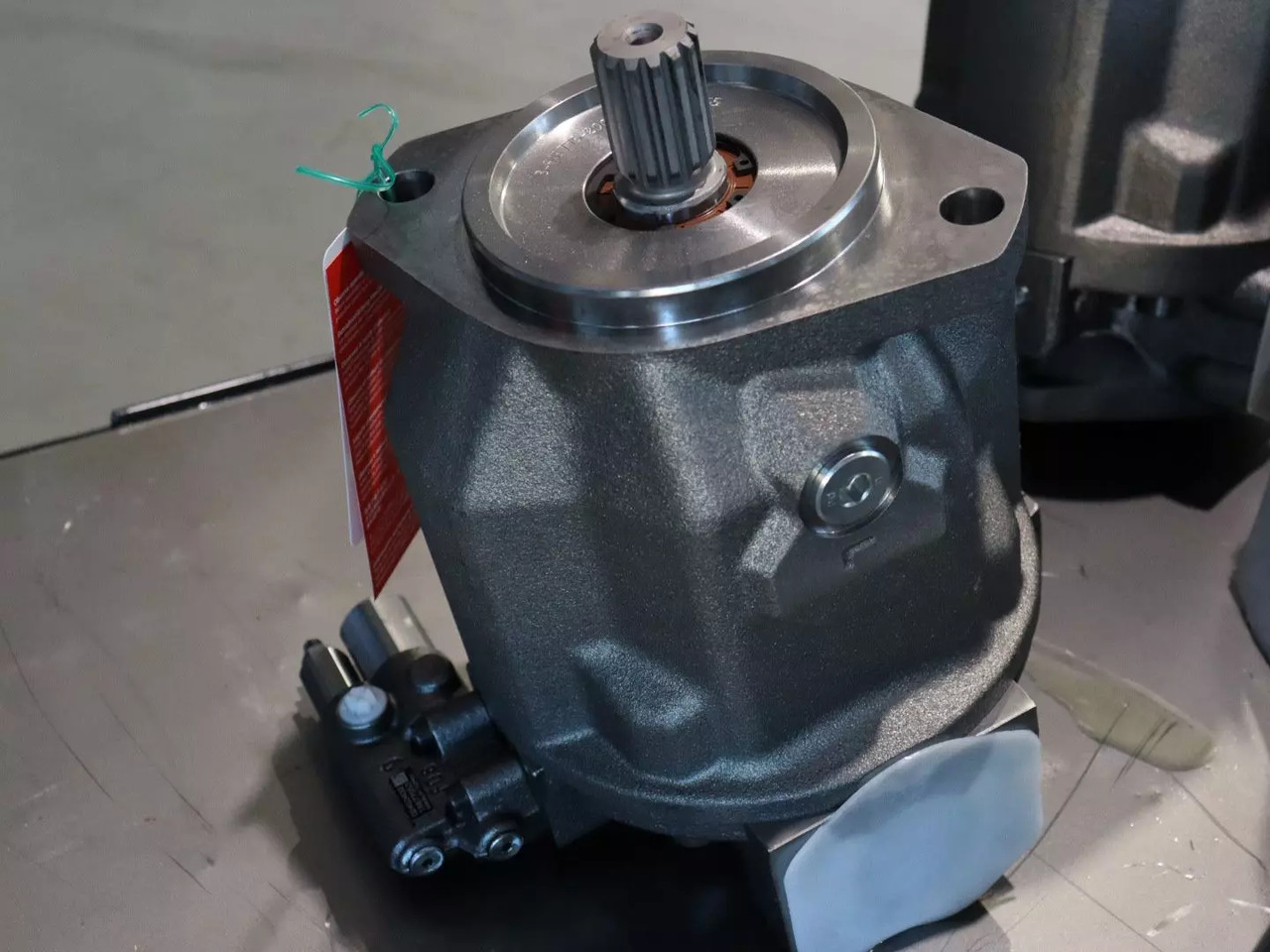 REXROTH A10VO71DFR/31L-VSC92N00 - Гидравлический насос для Погрузочно-разгрузочной техники: фото 2 REXROTH A10VO71DFR/31L-VSC92N00 - Гидравлический насос для Погрузочно-разгрузочной техники: фото 2