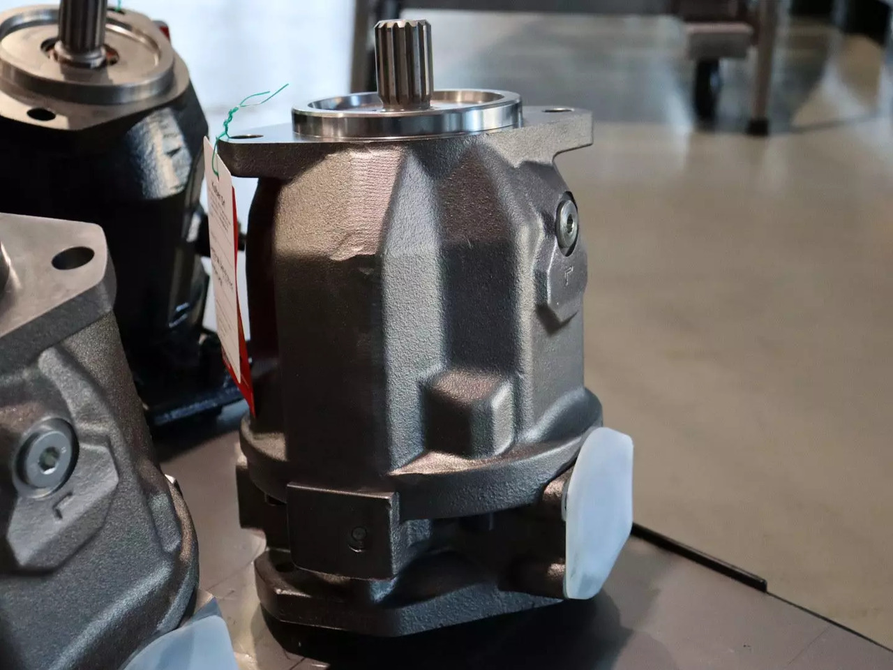 REXROTH A10VO71DRG/31R-VSC92K01 - Гидравлический насос для Погрузочно-разгрузочной техники: фото 2 REXROTH A10VO71DRG/31R-VSC92K01 - Гидравлический насос для Погрузочно-разгрузочной техники: фото 2