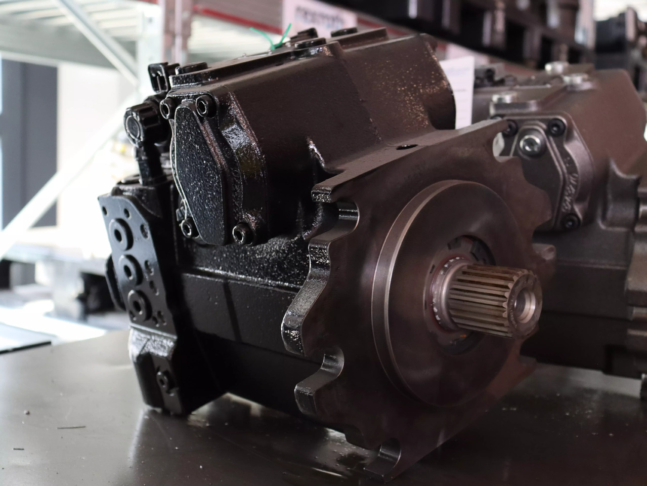 Новый Гидравлический насос для Погрузочно-разгрузочной техники REXROTH A4VG90DA1D7/32R-NAF02F021SP-S: фото 1 Новый Гидравлический насос для Погрузочно-разгрузочной техники REXROTH A4VG90DA1D7/32R-NAF02F021SP-S: фото 1