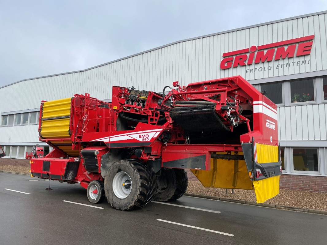 Картофелеуборочный комбайн Grimme EVO 280 ClodSep: фото 1 Картофелеуборочный комбайн Grimme EVO 280 ClodSep: фото 1