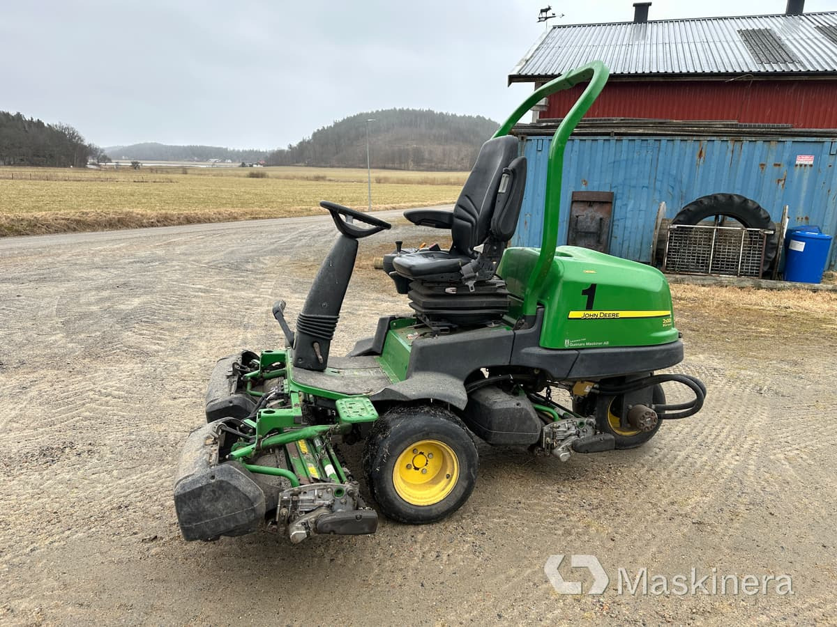 John Deere 2500E E-Cut Hybrid Greenklippare - Газонокосилка: фото 2 John Deere 2500E E-Cut Hybrid Greenklippare - Газонокосилка: фото 2