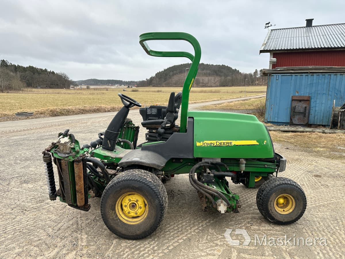 John Deere 7700 PC FM PrecisionCut Fairwayklippare - Газонокосилка: фото 2 John Deere 7700 PC FM PrecisionCut Fairwayklippare - Газонокосилка: фото 2