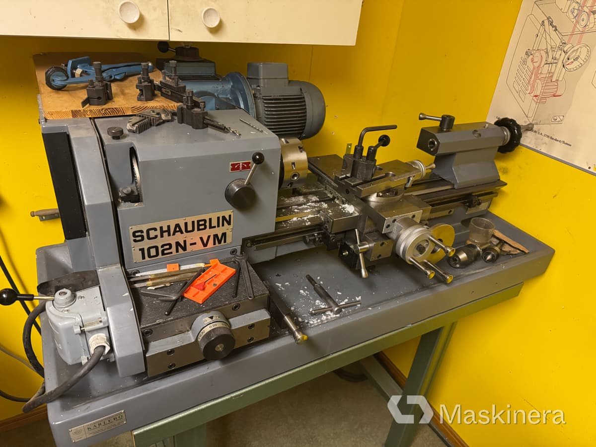 Metallsvarv Schaublin 102 VM med tillbehör - Металлообрабатывающий станок: фото 1 Metallsvarv Schaublin 102 VM med tillbehör - Металлообрабатывающий станок: фото 1