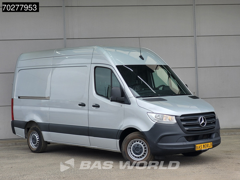 Mercedes-Benz Sprinter 315 CDI Automaat RWD L2H2 Airco Camera MBUX L2 10m3 Airco - Легковой фургон: фото 3 Mercedes-Benz Sprinter 315 CDI Automaat RWD L2H2 Airco Camera MBUX L2 10m3 Airco - Легковой фургон: фото 3