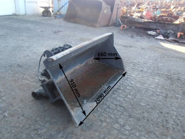 Ковш для Строительной техники Hanomag ŁYŻKA ZAŁADUNKOWA Z BOCZNYM WYSYPEM: фото 1