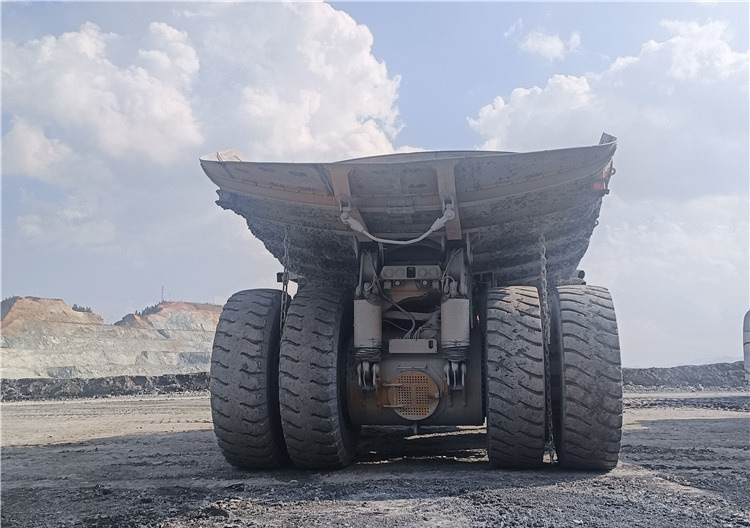 XCMG 2021 Year Used Mine Dump Truck Xde130 Second Hand 130 Ton Mining Dump Truck for Sale - Карьерный самосвал: фото 4 XCMG 2021 Year Used Mine Dump Truck Xde130 Second Hand 130 Ton Mining Dump Truck for Sale - Карьерный самосвал: фото 4