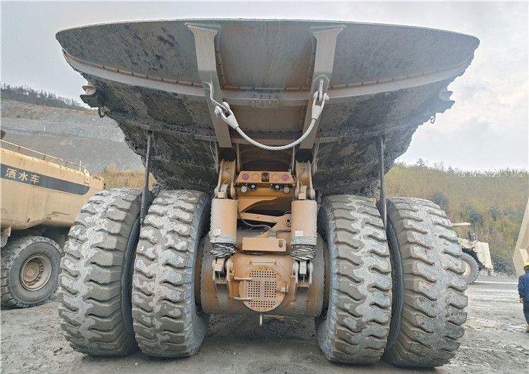 XCMG Factory Xde130e 2022 Year High Performance 130 Ton Used Tipper Dump Truck for Mining - Карьерный самосвал: фото 4 XCMG Factory Xde130e 2022 Year High Performance 130 Ton Used Tipper Dump Truck for Mining - Карьерный самосвал: фото 4