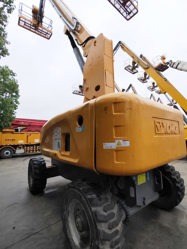 XCMG Official 26m Boom Lift Telescoping Lift GTBZ26S Used Vehicle Mounted Aerial Work Platform Price в лизинг XCMG Official 26m Boom Lift Telescoping Lift GTBZ26S Used Vehicle Mounted Aerial Work Platform Price: фото 7