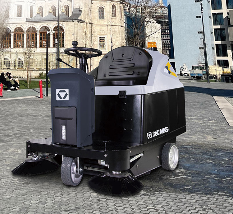 XCMG Official XGHD100 Ride on Sweeper and Scrubber Floor Sweeper Machine - Промышленная подметальная машина: фото 2 XCMG Official XGHD100 Ride on Sweeper and Scrubber Floor Sweeper Machine - Промышленная подметальная машина: фото 2