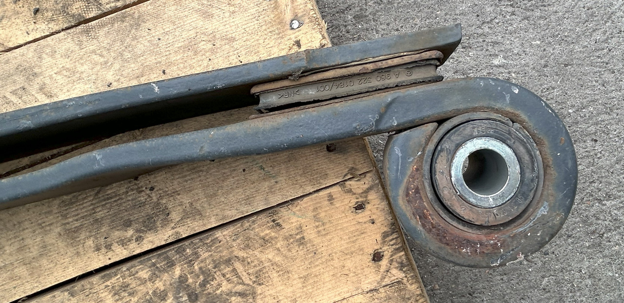 DAF 2-LEAF SPRING DAF XF 106 LIFT - Рессорная подвеска: фото 3 DAF 2-LEAF SPRING DAF XF 106 LIFT - Рессорная подвеска: фото 3