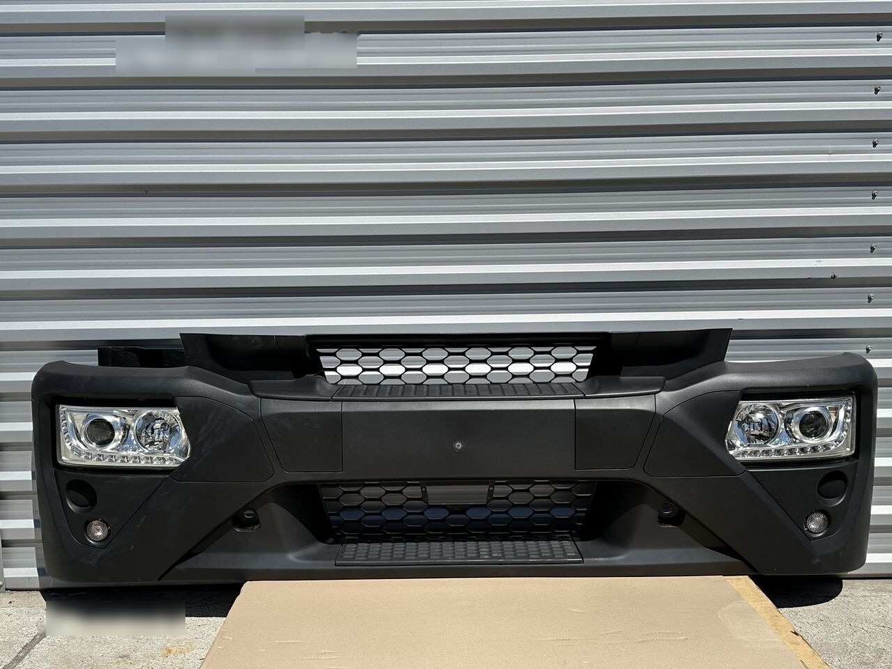 IVECO EUROCARGO 5801690602 / 5801745452 / 5801745449 IVECO 5801690602 / 5801745452 / 5801745449 - Бампер для Грузовиков: фото 1 IVECO EUROCARGO 5801690602 / 5801745452 / 5801745449 IVECO 5801690602 / 5801745452 / 5801745449 - Бампер для Грузовиков: фото 1