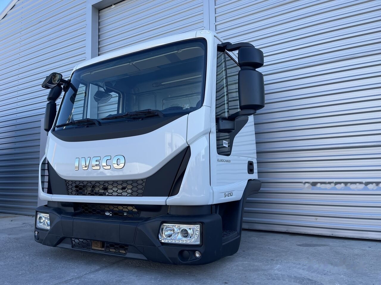 IVECO Eurocargo  for IVECO Eurocargo DAY cabine - Кабина для Легковых автомобилей: фото 1