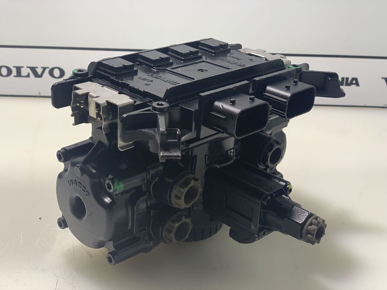 Тормозной клапан для Грузовиков Mercedes-Benz ACTROS 4801050060   Mercedes-Benz ACTROS truck: фото 1