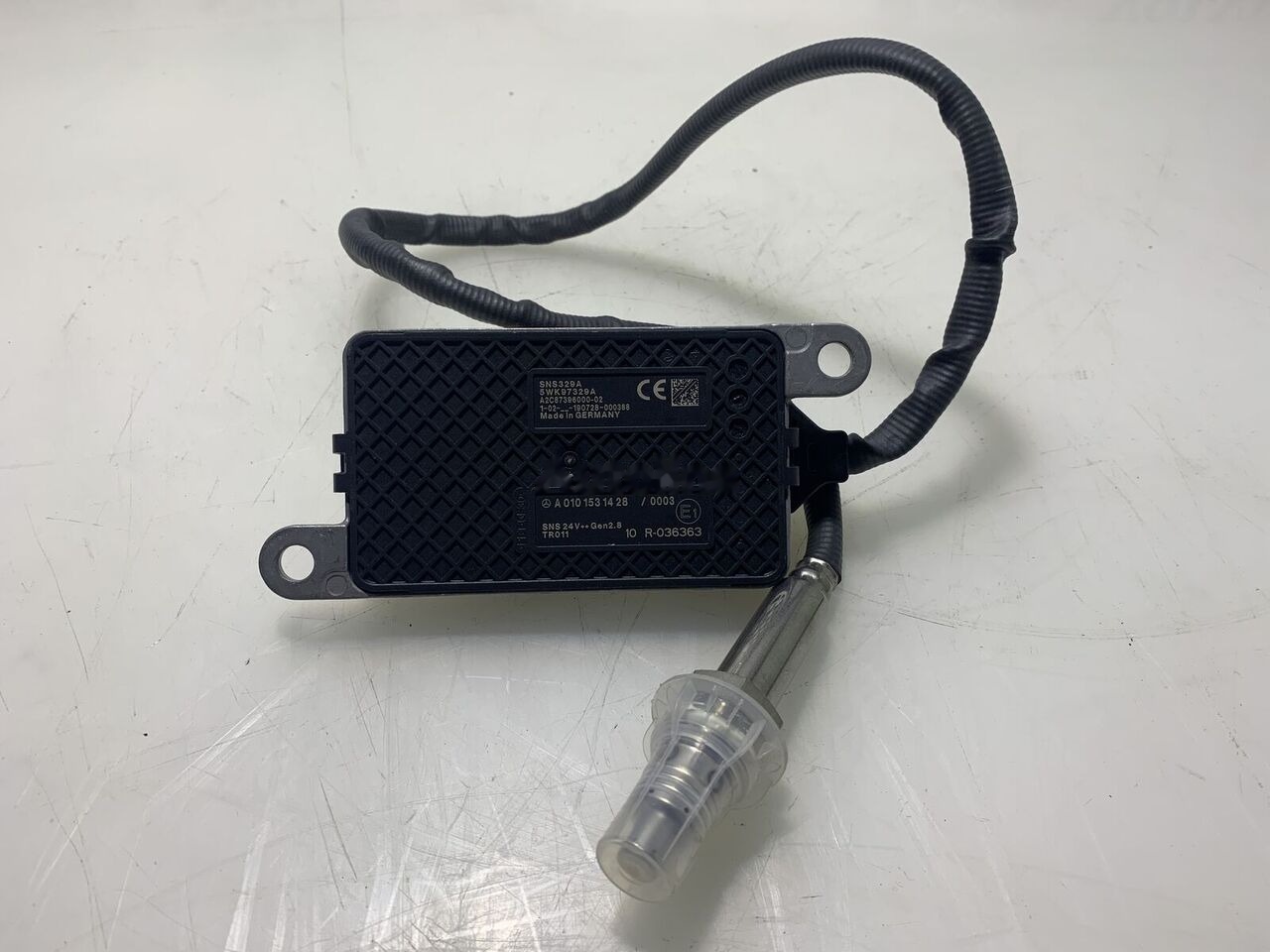 Mercedes-Benz ACTROS A 0101531428   Mercedes-Benz ACTROS truck - Сенсор для Грузовиков: фото 1