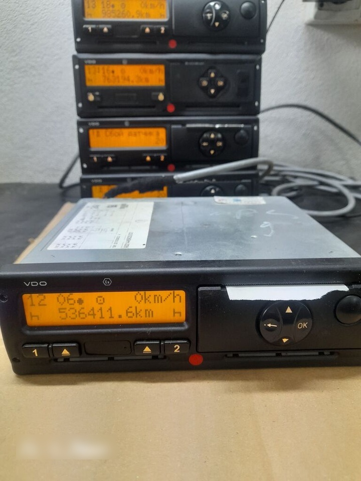 Mercedes-Benz ACTROS MP4 A0014469033   Mercedes-Benz ACTROS MP4 - Тахограф для Грузовиков: фото 1