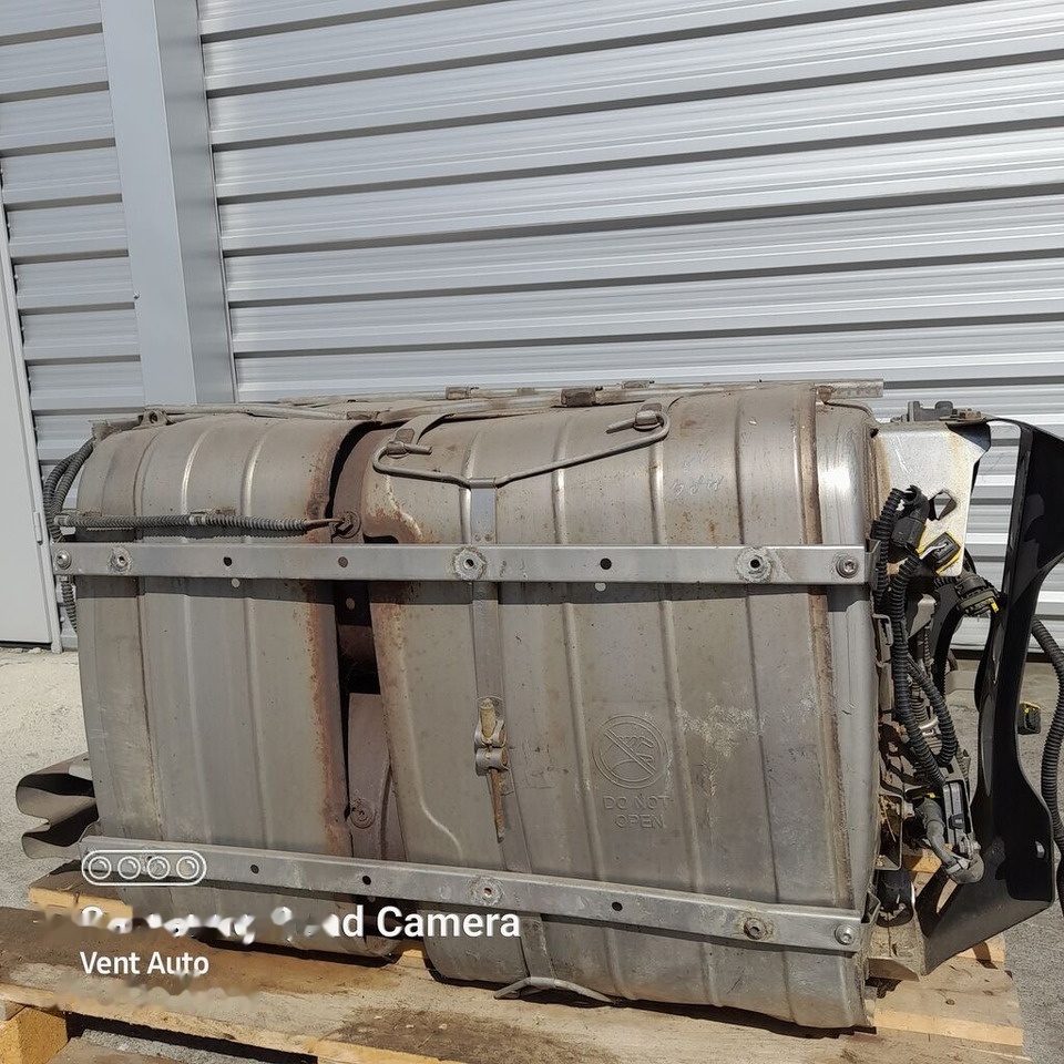 Mercedes-Benz ACTROS MP4 A0084902212 Mercedes-Benz A0084902212 - Катализатор для Грузовиков: фото 1 Mercedes-Benz ACTROS MP4 A0084902212 Mercedes-Benz A0084902212 - Катализатор для Грузовиков: фото 1