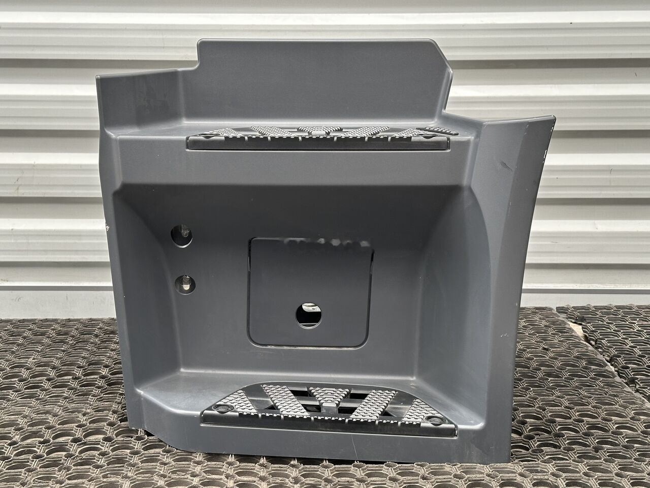 Mercedes-Benz ACTROS MP4 A9606662903   Mercedes-Benz A9606662903 - Боковая подножка для Грузовиков: фото 1