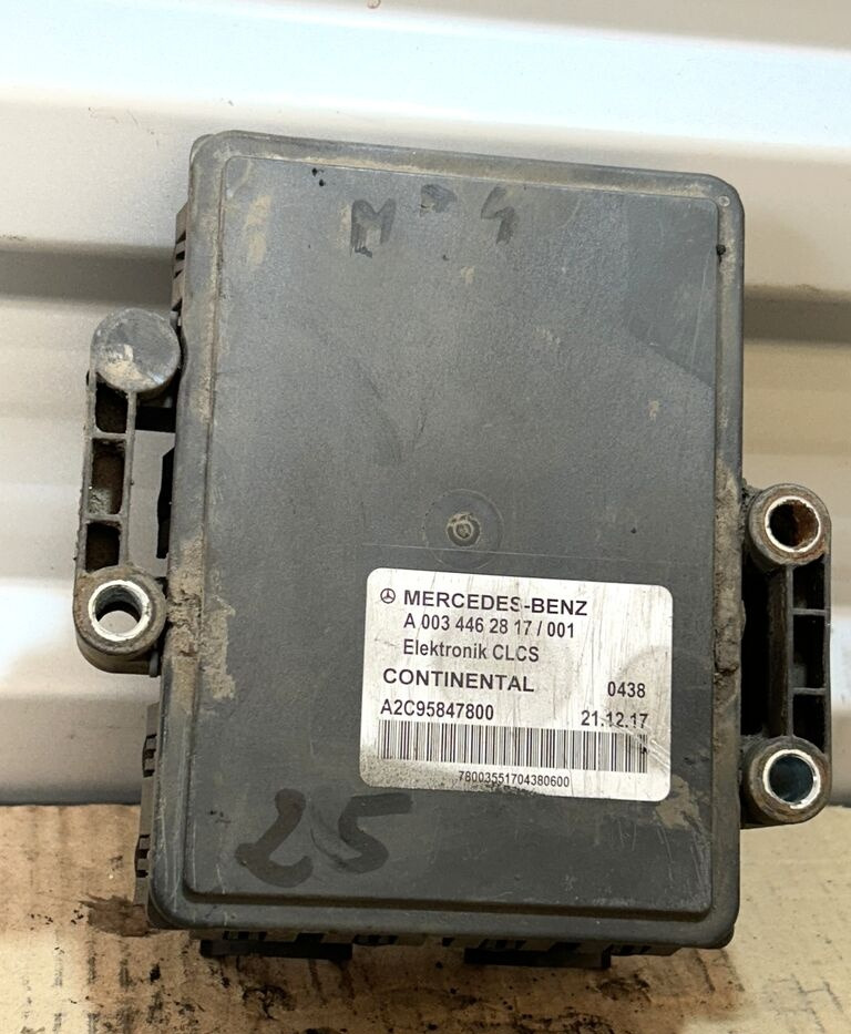 Mercedes-Benz ACTROS MP4 CLCS A0034462817 Mercedes-Benz ACTROS MP4 truck - Блок управления для Грузовиков: фото 1 Mercedes-Benz ACTROS MP4 CLCS A0034462817 Mercedes-Benz ACTROS MP4 truck - Блок управления для Грузовиков: фото 1