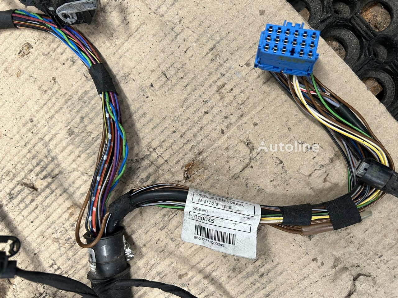 Mercedes-Benz ACTROS MP4 QXVK85 Mercedes-Benz ACTROS MP4 truck - Кабели/ Провода для Грузовиков: фото 1 Mercedes-Benz ACTROS MP4 QXVK85 Mercedes-Benz ACTROS MP4 truck - Кабели/ Провода для Грузовиков: фото 1