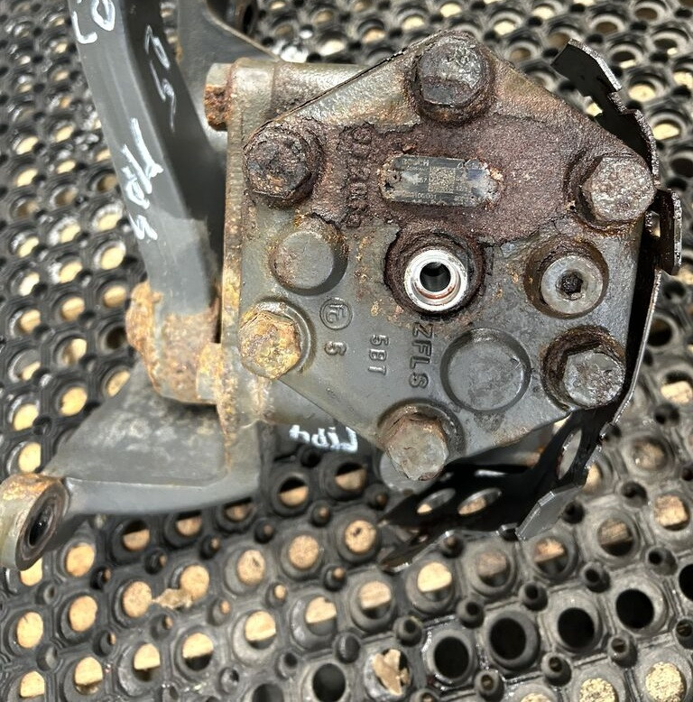 Mercedes-Benz ACTROS MP4 truck - Рулевое управление для Грузовиков: фото 1 Mercedes-Benz ACTROS MP4 truck - Рулевое управление для Грузовиков: фото 1