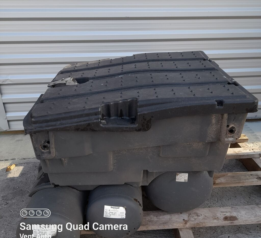 Mercedes-Benz ACTROS MP5 A9605412910 truck - Аккумулятор для Грузовиков: фото 1