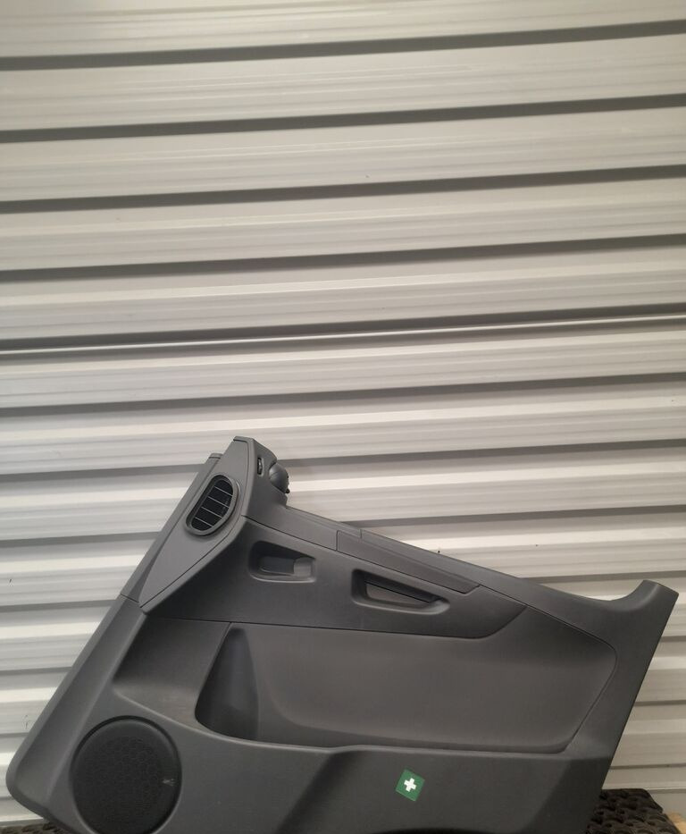 TAPICERKA PANEL DRZWI R Mercedes-Benz ATEGO A9407201870 - Дверь и запчасти для Грузовиков: фото 1 TAPICERKA PANEL DRZWI R Mercedes-Benz ATEGO A9407201870 - Дверь и запчасти для Грузовиков: фото 1