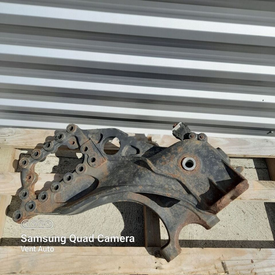 ŁAPA RESORA A9603223301 Mercedes-Benz ACTROS MP4 A9603223301  Mercedes-Benz A9603223301 - Запчасти для Грузовиков: фото 1