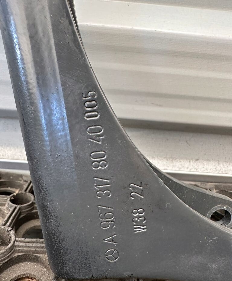 UCHWYT/MOCOWANIE A9673178040 Mercedes-Benz ATEGO A9673178040  truck - Запчасти для Грузовиков: фото 1