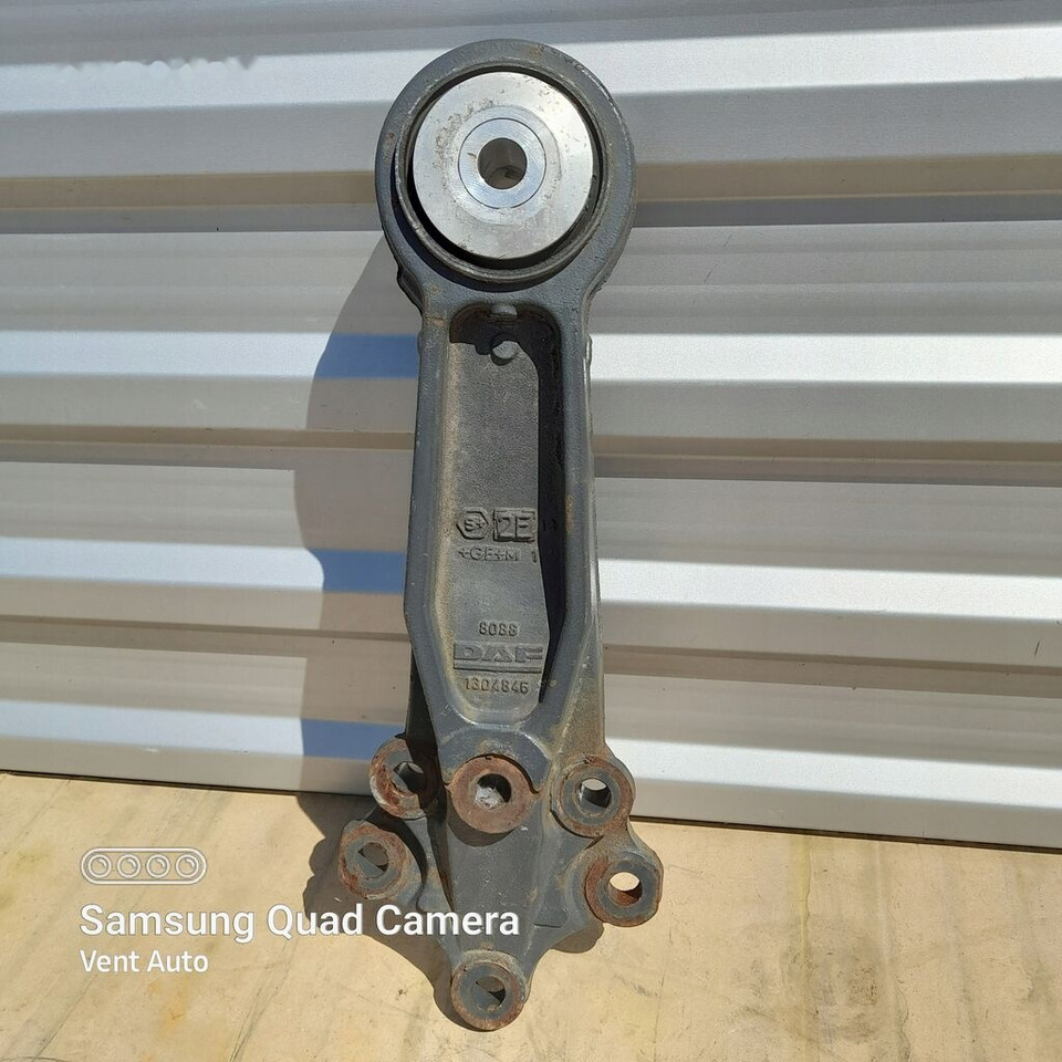 WSPORNIK 1304846 DAF XF 105 1304846  DAF 1304846 truck - Запчасти для Грузовиков: фото 1