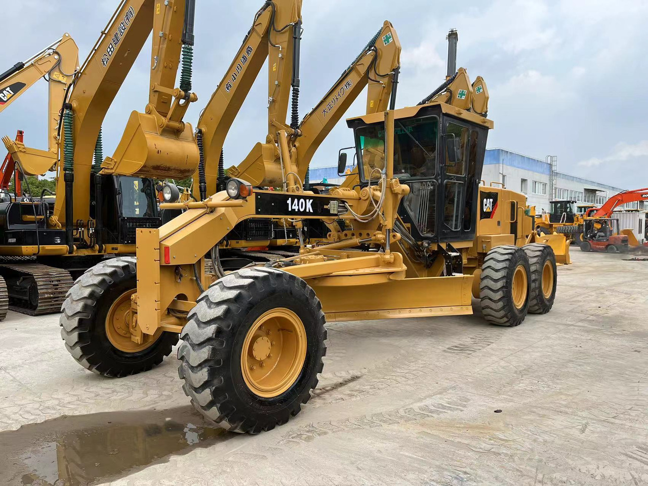 CATERPILLAR 140K, 140H Motor Grader Cheap Price CAT Machine - Грейдер: фото 1 CATERPILLAR 140K, 140H Motor Grader Cheap Price CAT Machine - Грейдер: фото 1